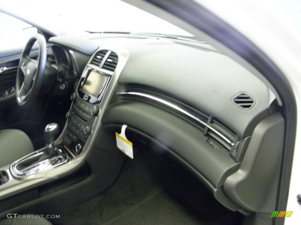 2013 Malibu LT - Summit White / Jet Black photo #7