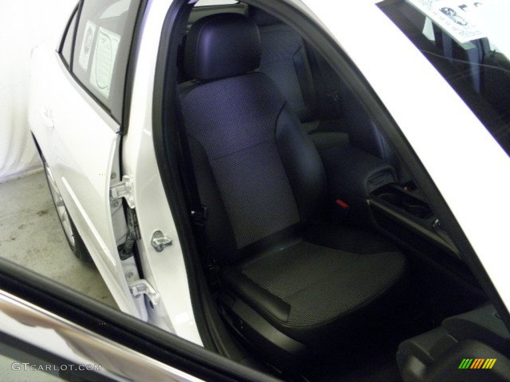 2013 Malibu LT - Summit White / Jet Black photo #9