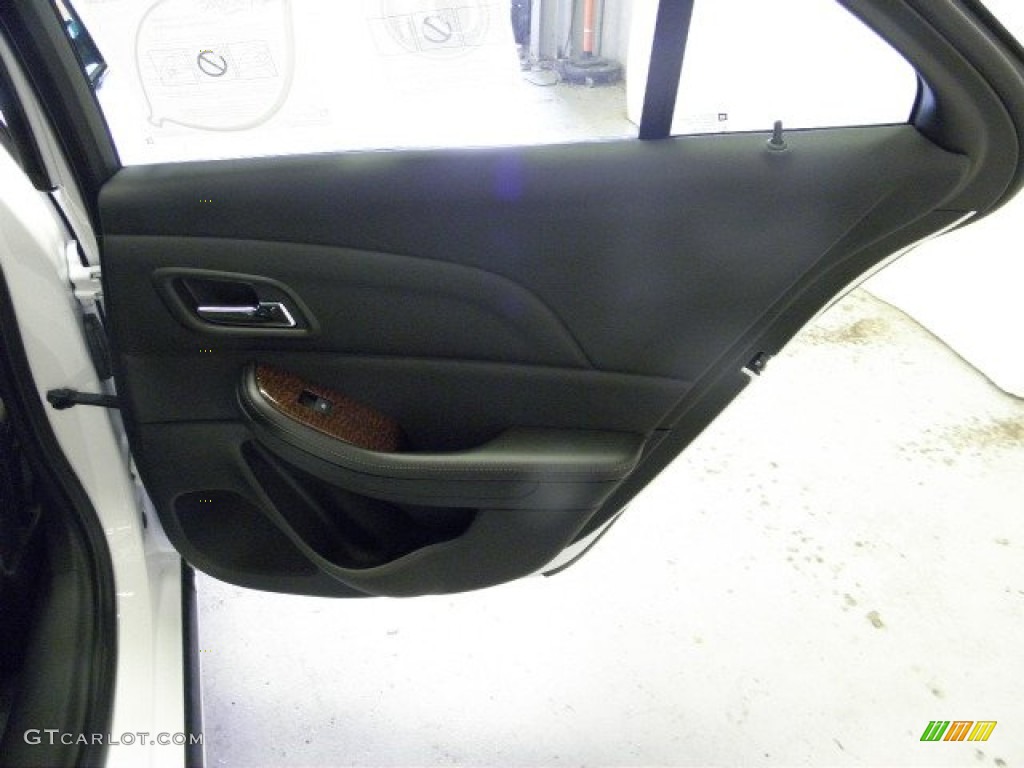 2013 Malibu LT - Summit White / Jet Black photo #10