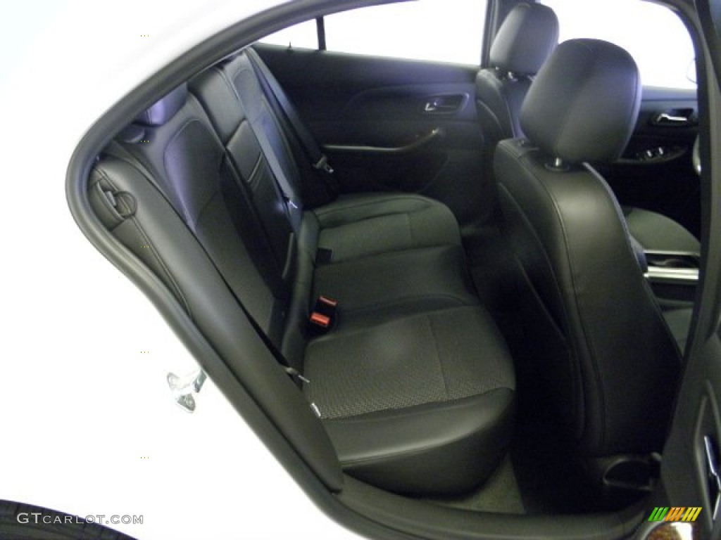 2013 Malibu LT - Summit White / Jet Black photo #11