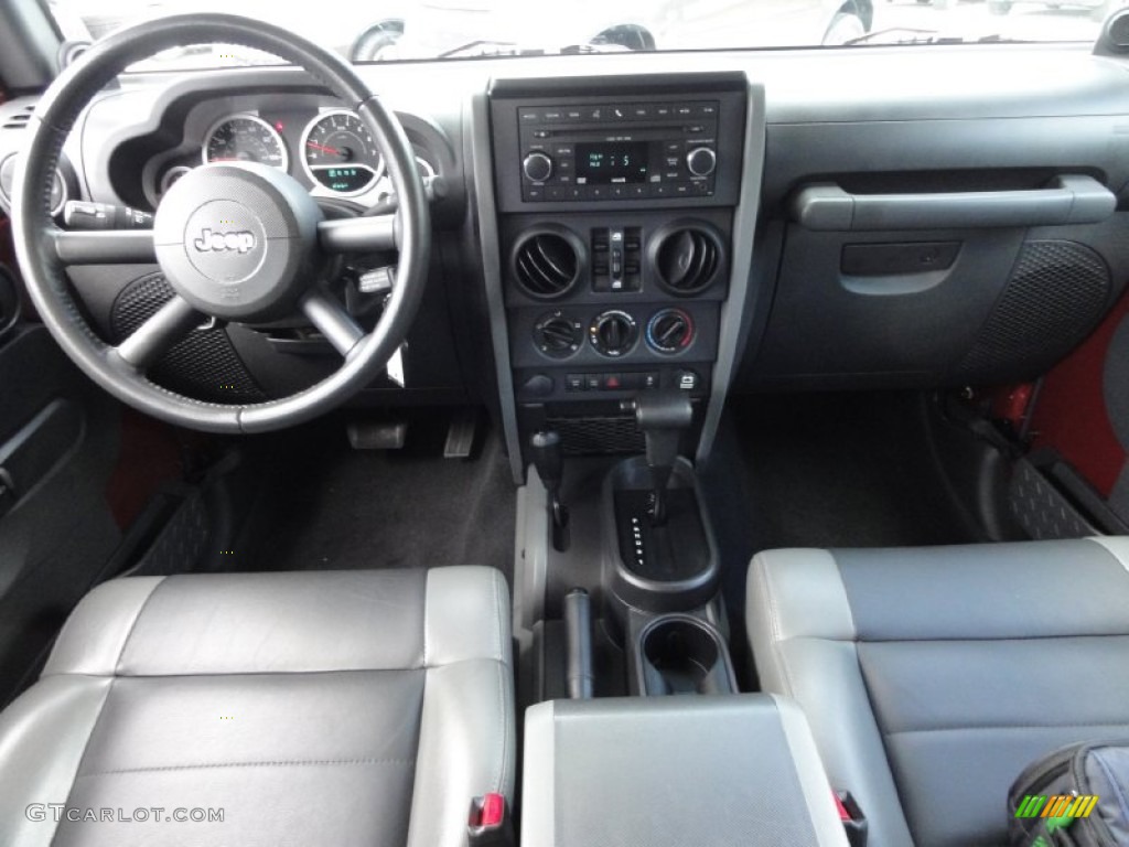 2010 Jeep Wrangler Unlimited Rubicon 4x4 Dark Slate Gray/Medium Slate Gray Dashboard Photo #71073988