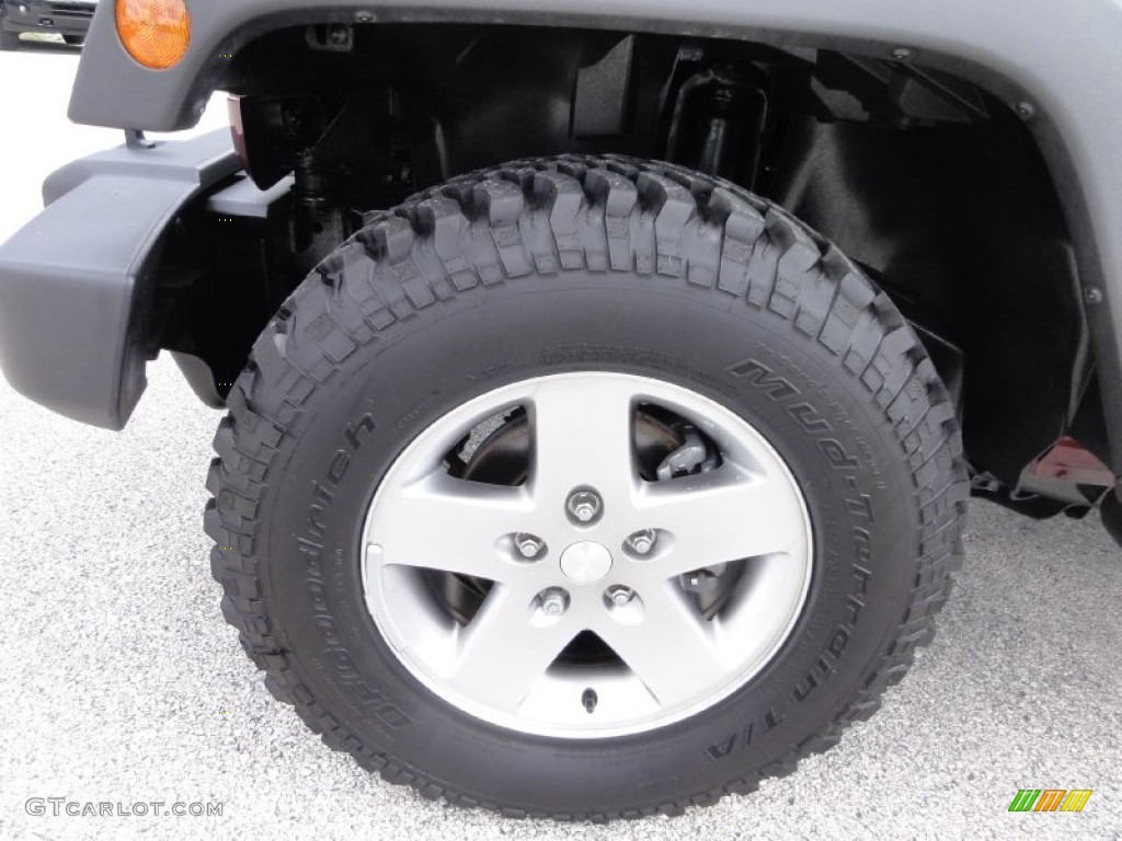 2010 Jeep Wrangler Unlimited Rubicon 4x4 Wheel Photos