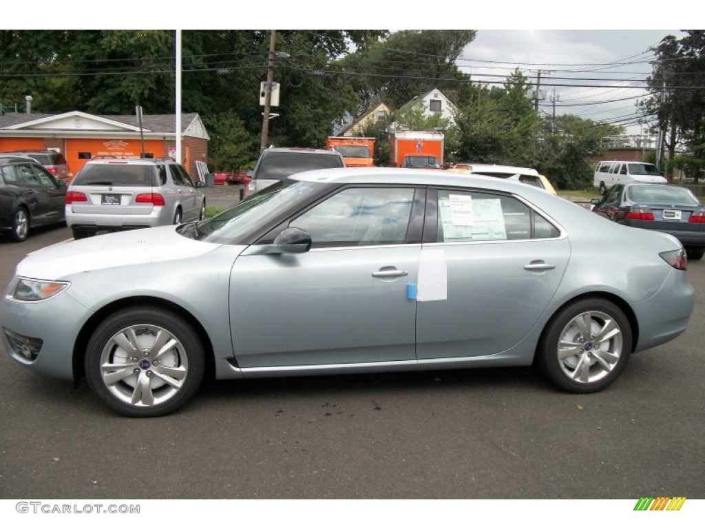 Glacier Silver Metallic Saab 9-5