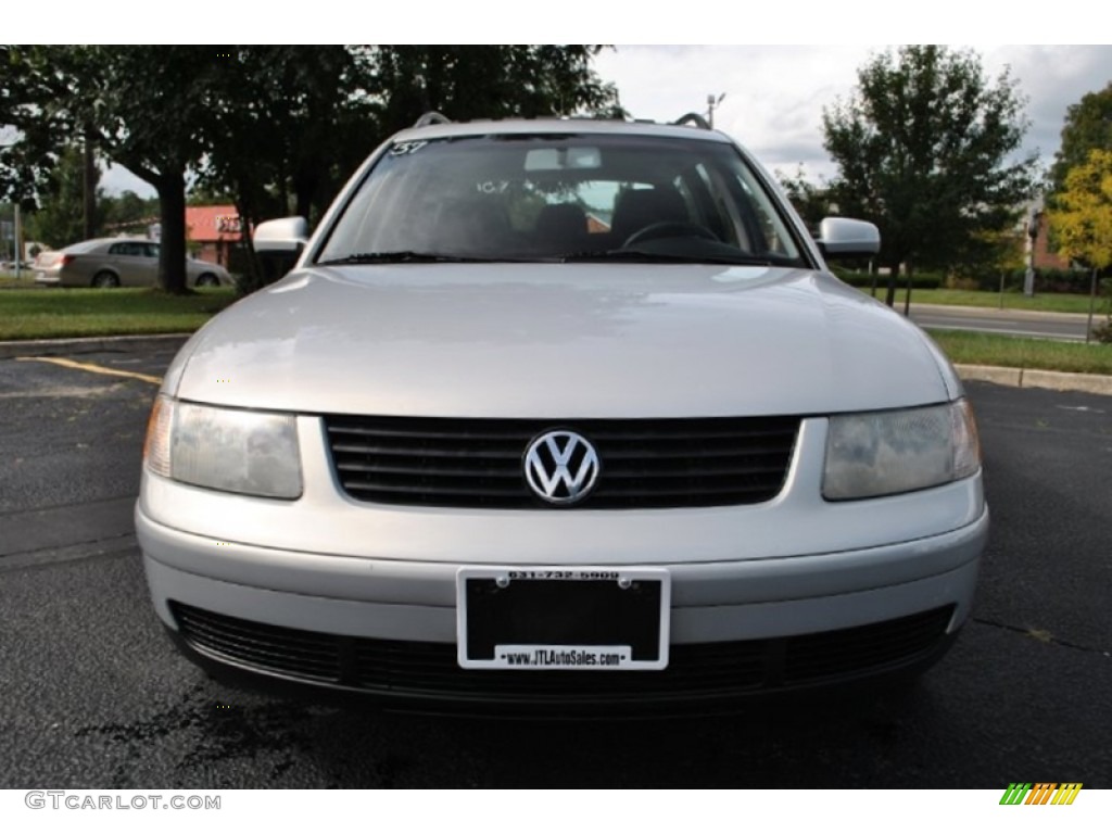 2000 Passat GLS V6 Wagon - Satin Silver Metallic / Black photo #2