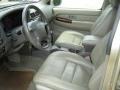 Stone Beige Interior Photo for 2000 Infiniti QX4 #71078494