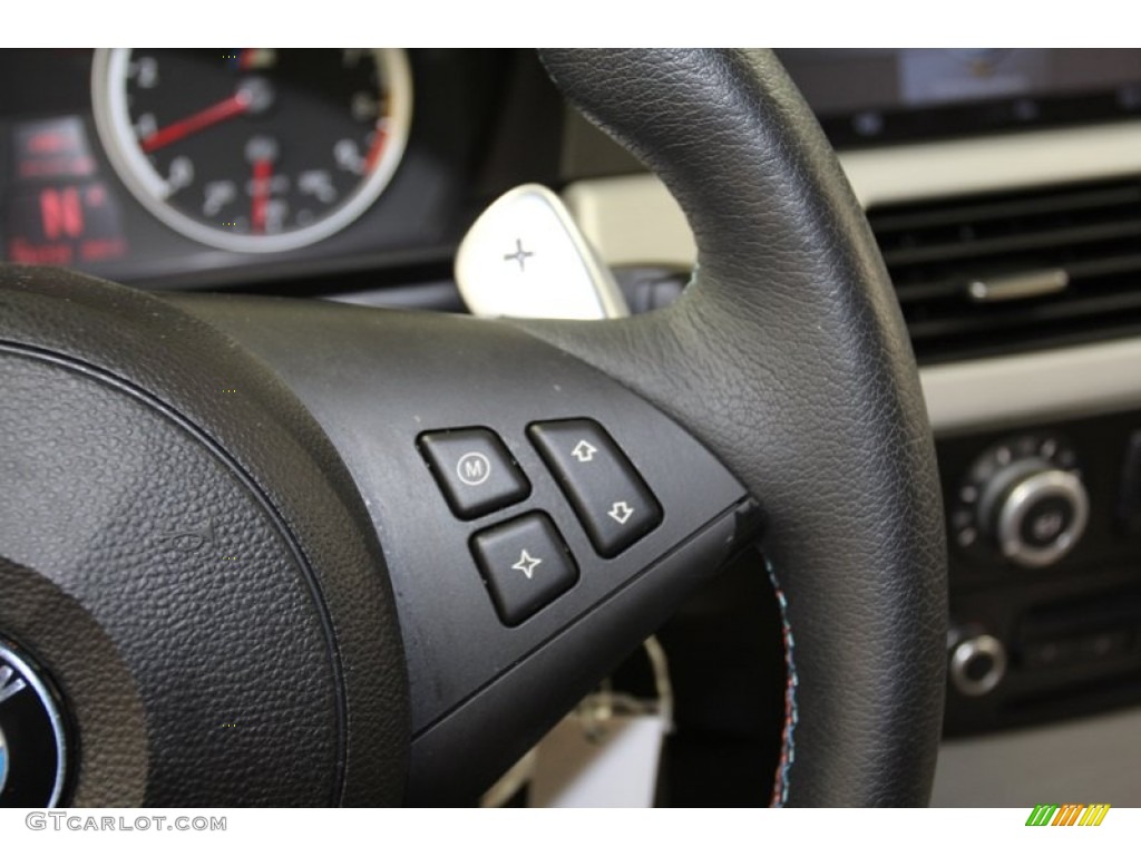 2008 BMW M5 Sedan Controls Photo #71080066
