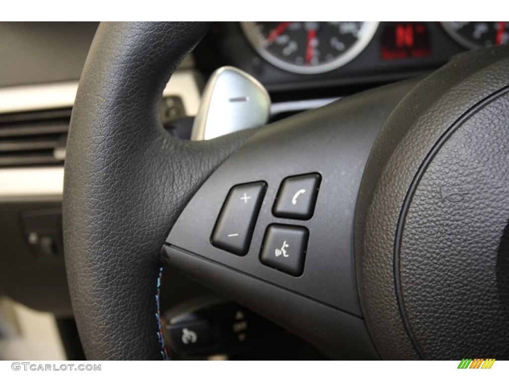 2008 BMW M5 Sedan Controls Photo #71080075