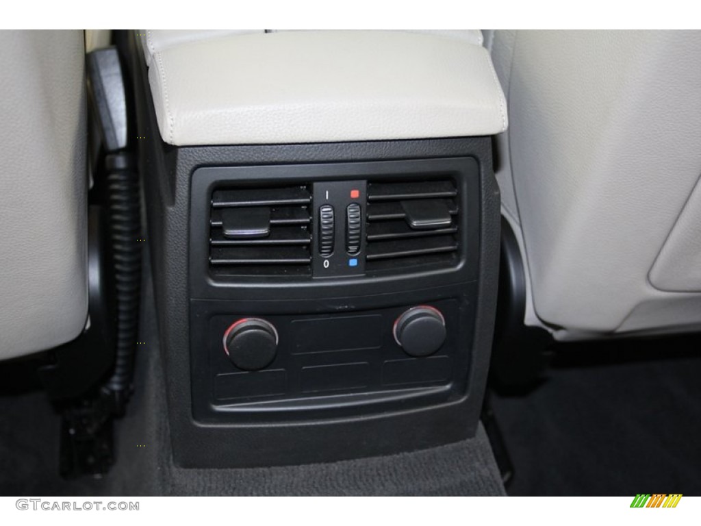 2008 BMW M5 Sedan Controls Photo #71080108