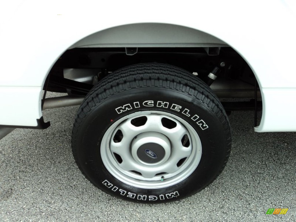 2010 F150 XL SuperCrew - Oxford White / Medium Stone photo #4