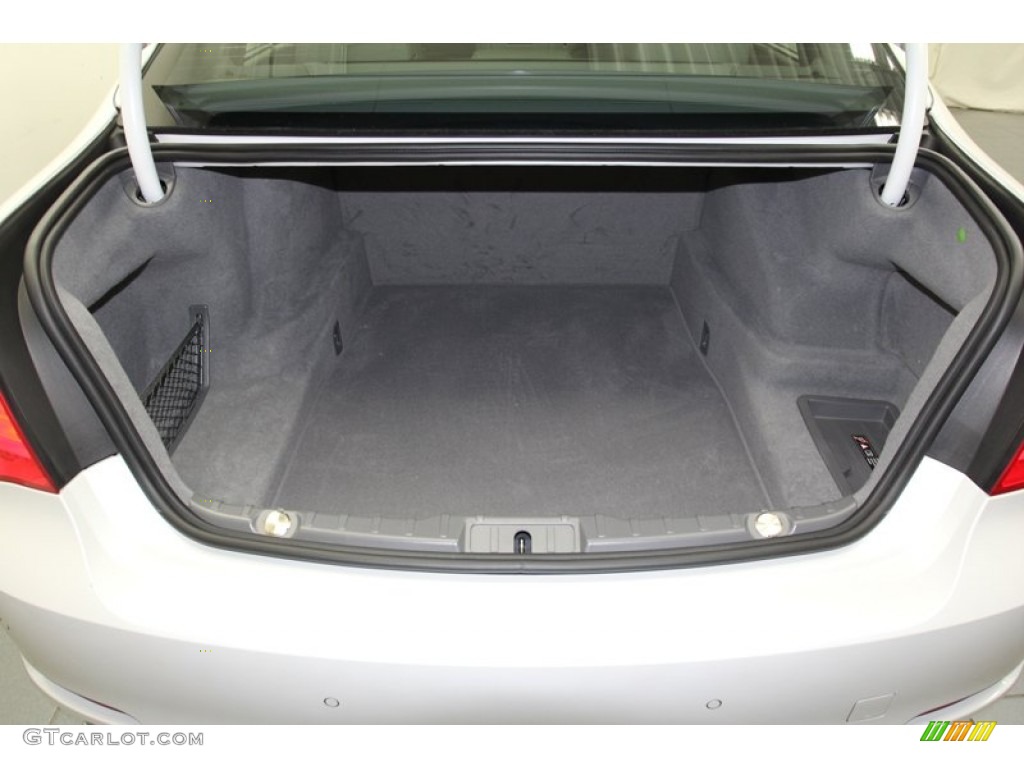 2012 BMW 7 Series 750Li Sedan Trunk Photo #71083264