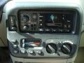 1996 Light Silverfern Pearl Dodge Grand Caravan LE  photo #12