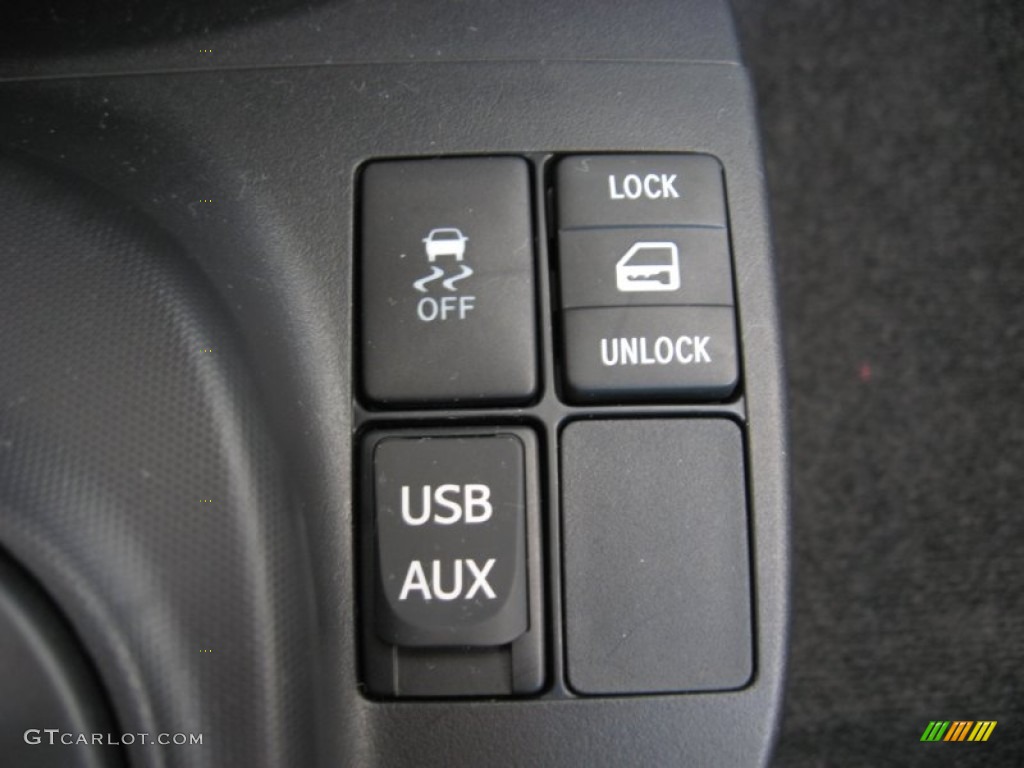 2012 Scion iQ Standard iQ Model Controls Photo #71086273