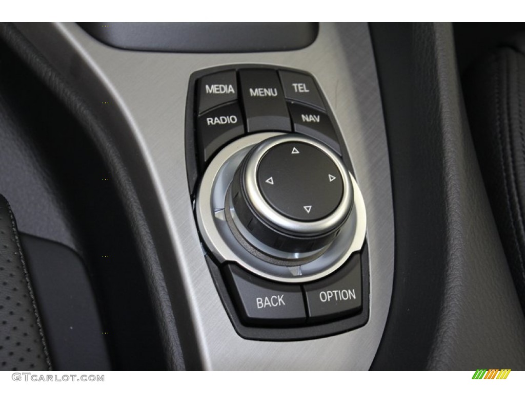 2013 BMW X1 xDrive 35i Controls Photo #71086960