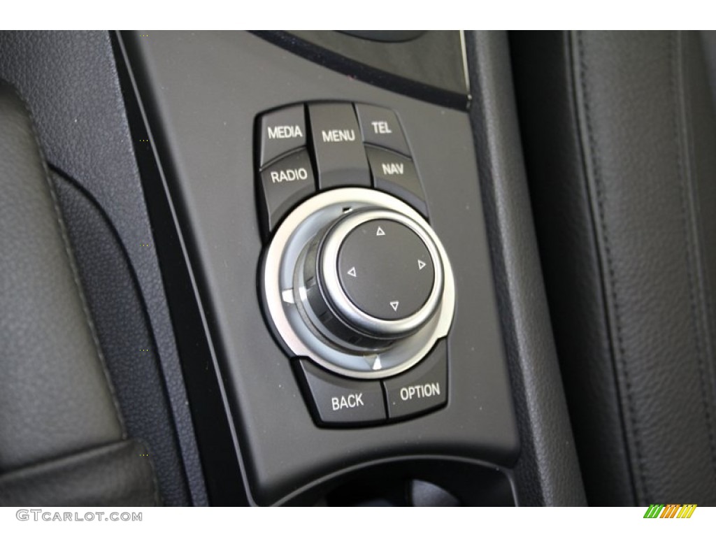 2013 BMW 1 Series 128i Convertible Controls Photo #71087395
