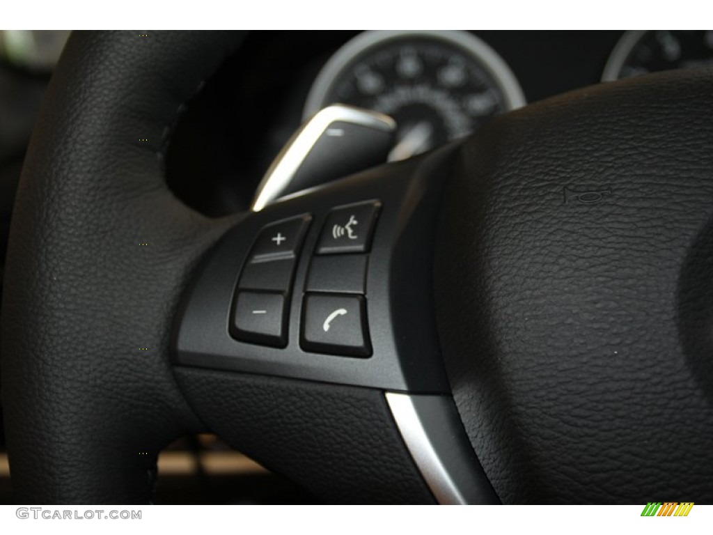 2013 BMW X6 xDrive50i Controls Photo #71087641