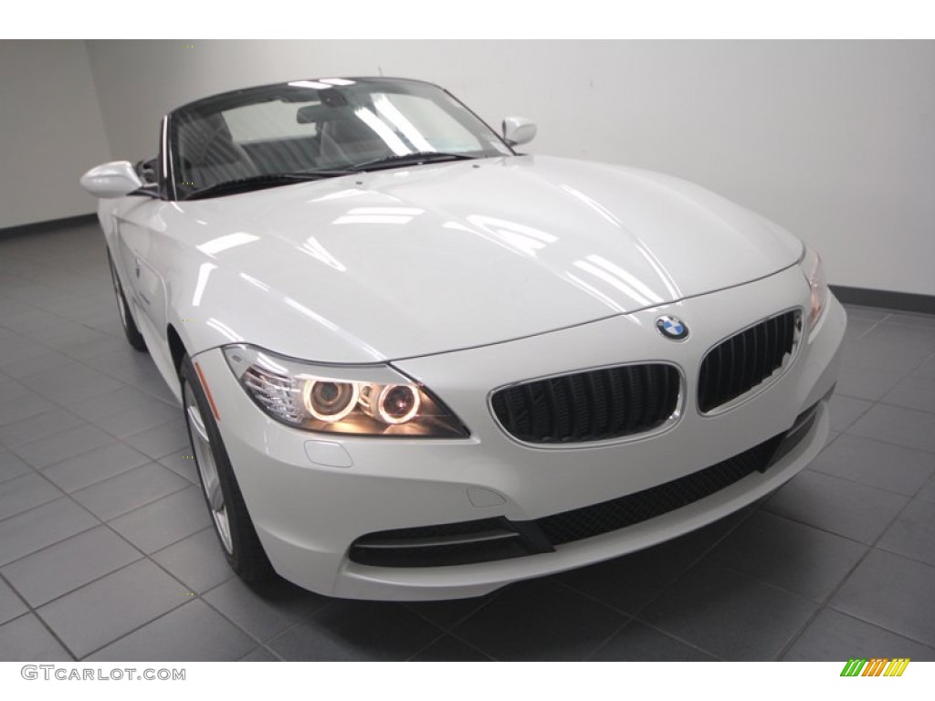 2013 Z4 sDrive 28i - Mineral White Metallic / Canyon Brown photo #5
