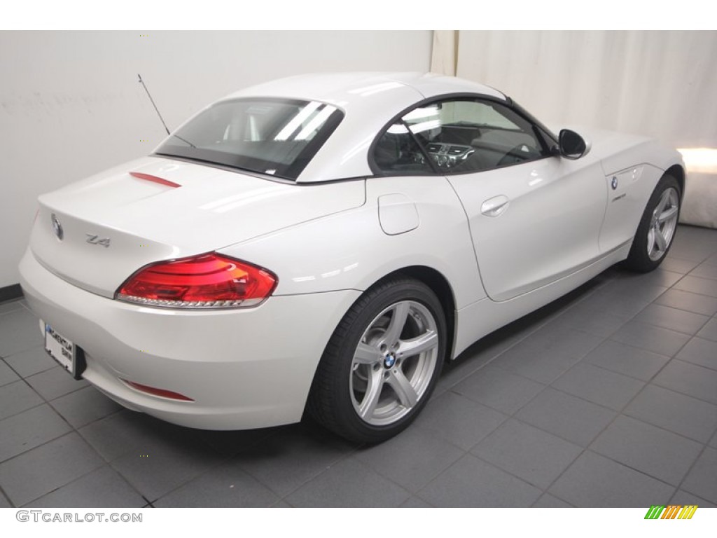 2013 Z4 sDrive 28i - Mineral White Metallic / Canyon Brown photo #9
