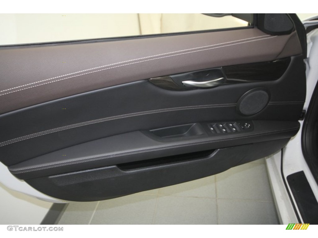 2013 BMW Z4 sDrive 28i Canyon Brown Door Panel Photo #71088037
