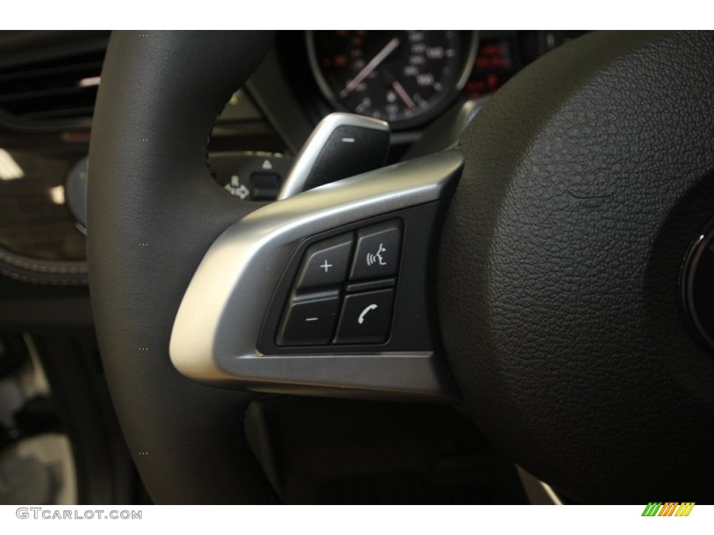 2013 BMW Z4 sDrive 28i Controls Photo #71088121