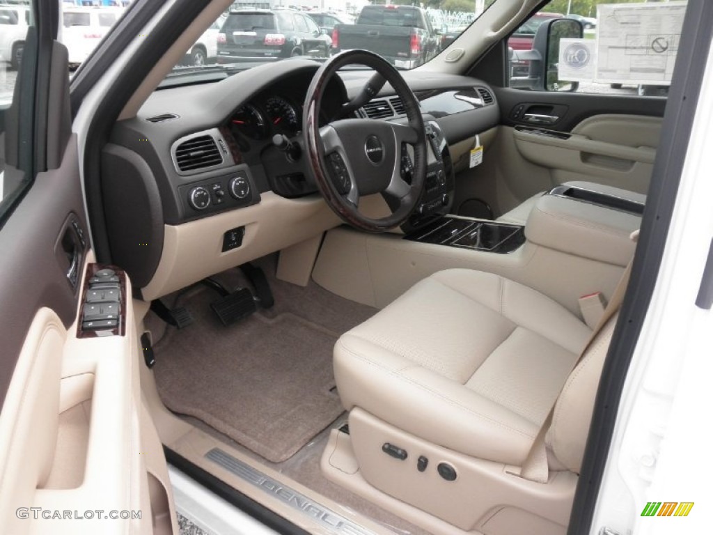 Cocoa/Light Cashmere Interior 2013 GMC Sierra 2500HD Denali Crew Cab 4x4 Photo #71088256