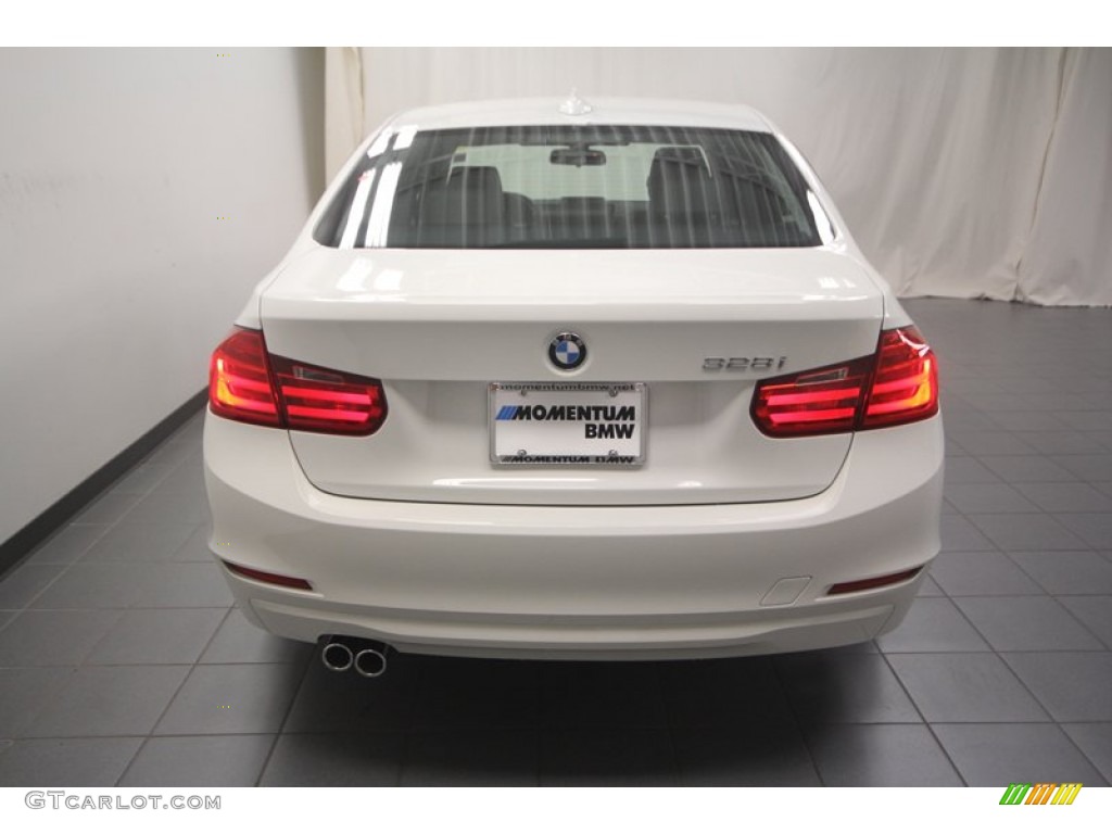2013 3 Series 328i Sedan - Alpine White / Black photo #9