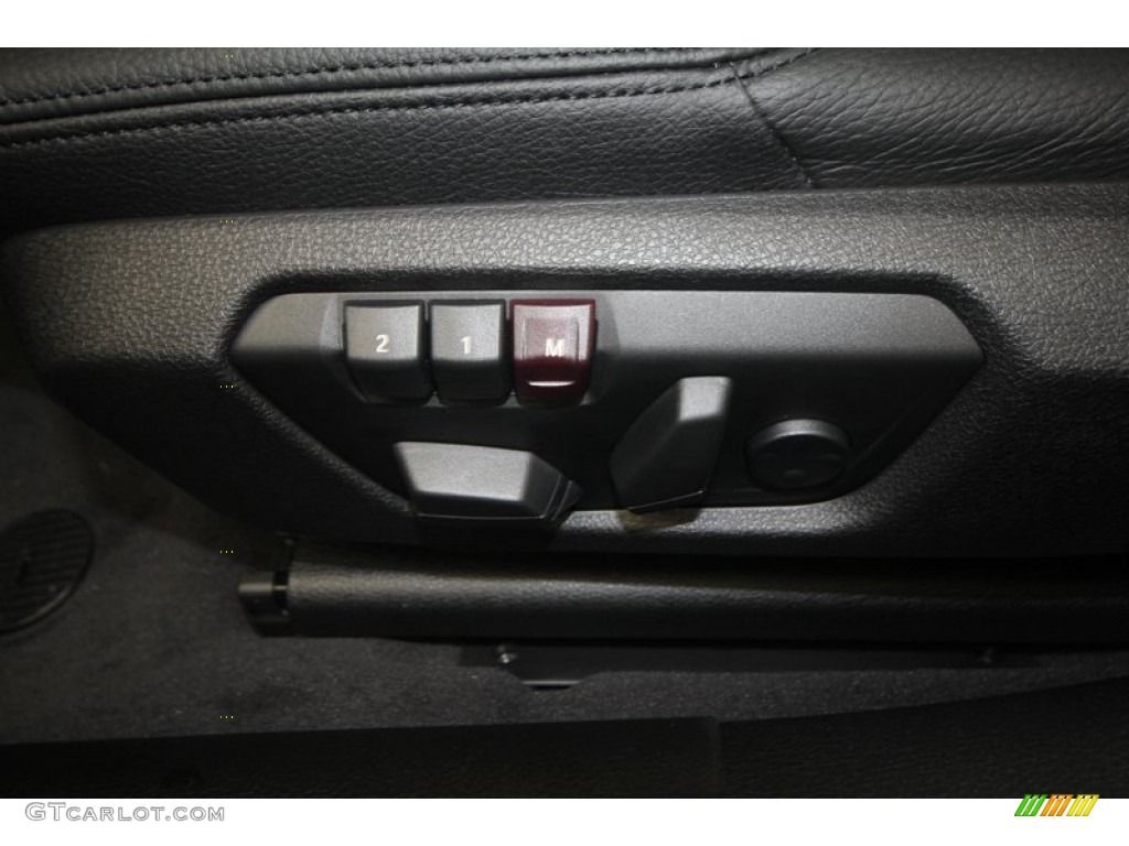 2013 3 Series 328i Sedan - Alpine White / Black photo #14