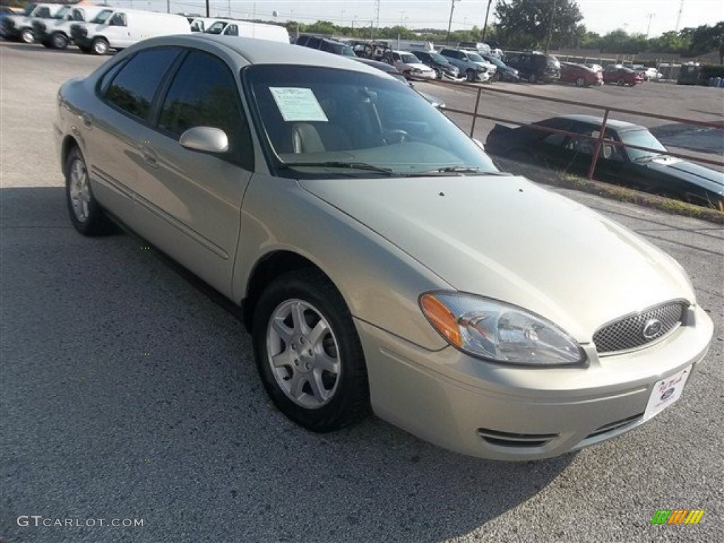 2007 Taurus SEL - Gold Ash Metallic / Medium/Dark Pebble photo #1