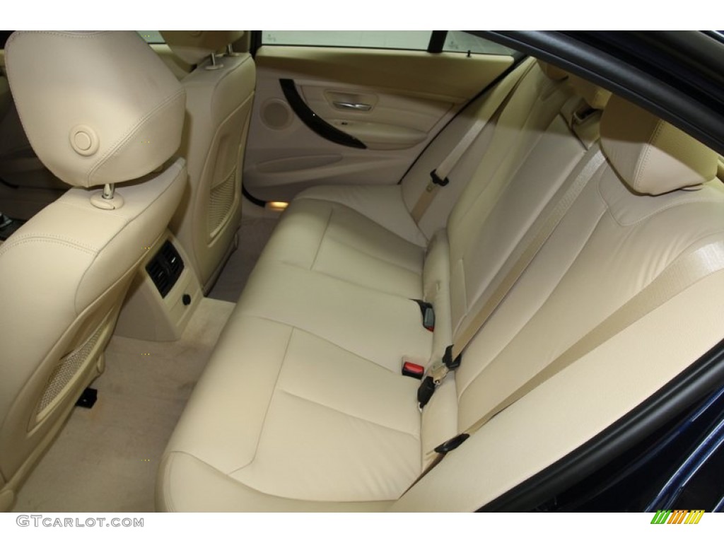 2013 BMW 3 Series 328i Sedan Rear Seat Photo #71089951