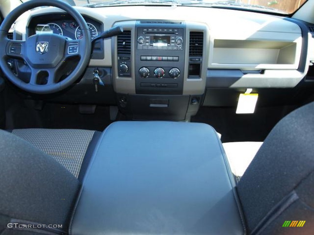 2012 Ram 1500 Express Crew Cab 4x4 - True Blue Pearl / Dark Slate Gray/Medium Graystone photo #5