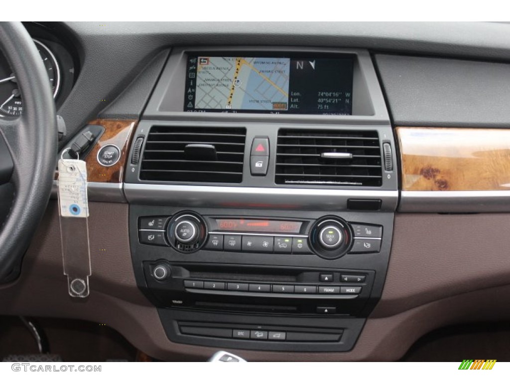 2009 BMW X5 xDrive48i Controls Photo #71092513