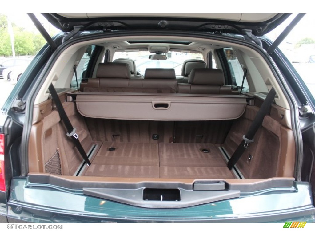 2009 BMW X5 xDrive48i Trunk Photo #71092573