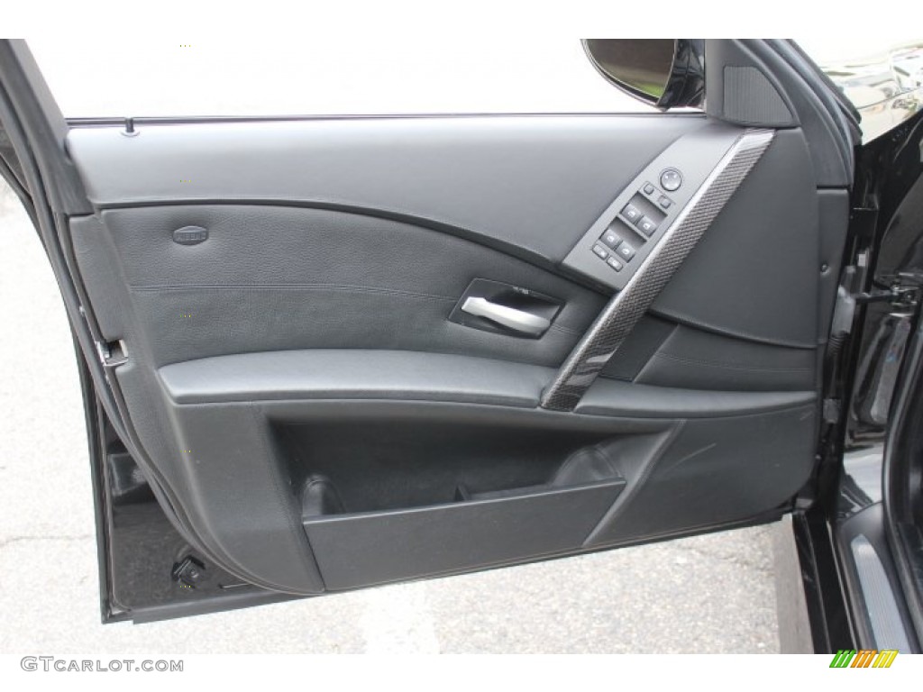 2006 BMW M5 Standard M5 Model Black Door Panel Photo #71093050