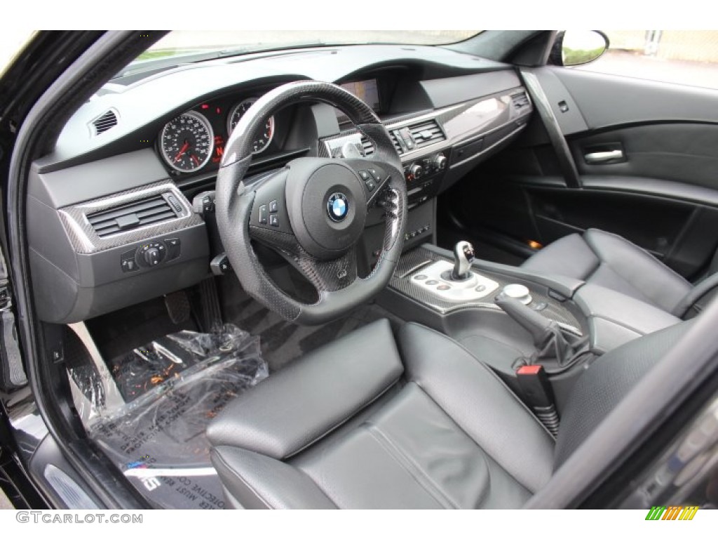 Black Interior 2006 BMW M5 Standard M5 Model Photo #71093059