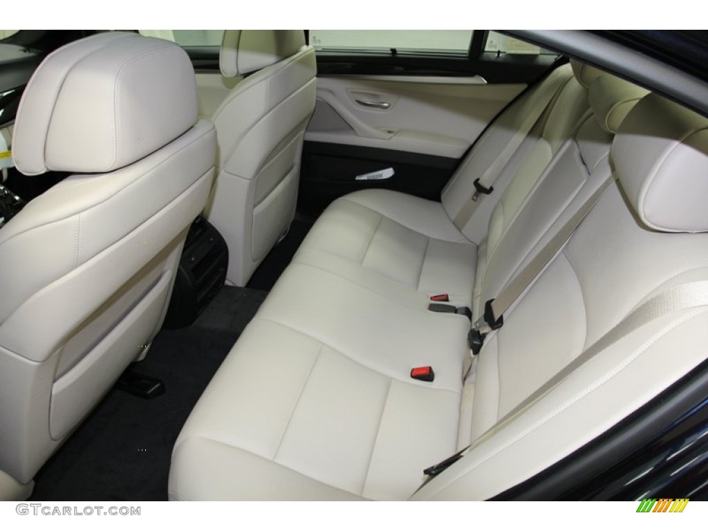 Oyster/Black Interior 2013 BMW 5 Series 550i Sedan Photo #71093209