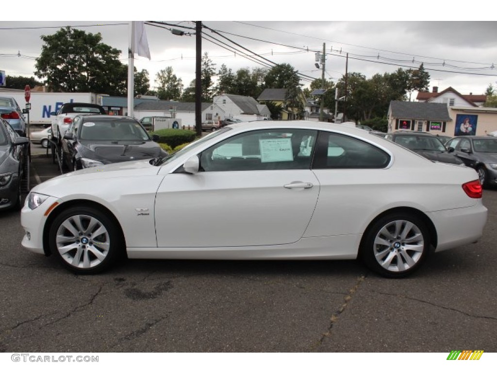 2011 3 Series 328i xDrive Coupe - Alpine White / Black photo #8
