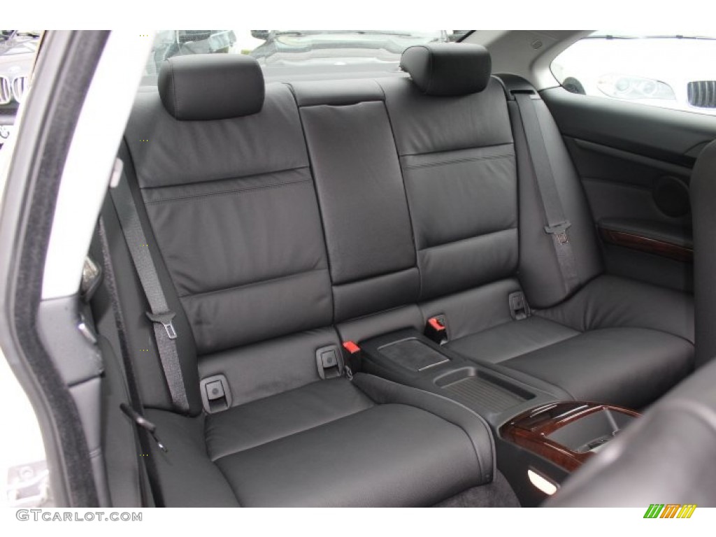 2011 3 Series 328i xDrive Coupe - Alpine White / Black photo #24