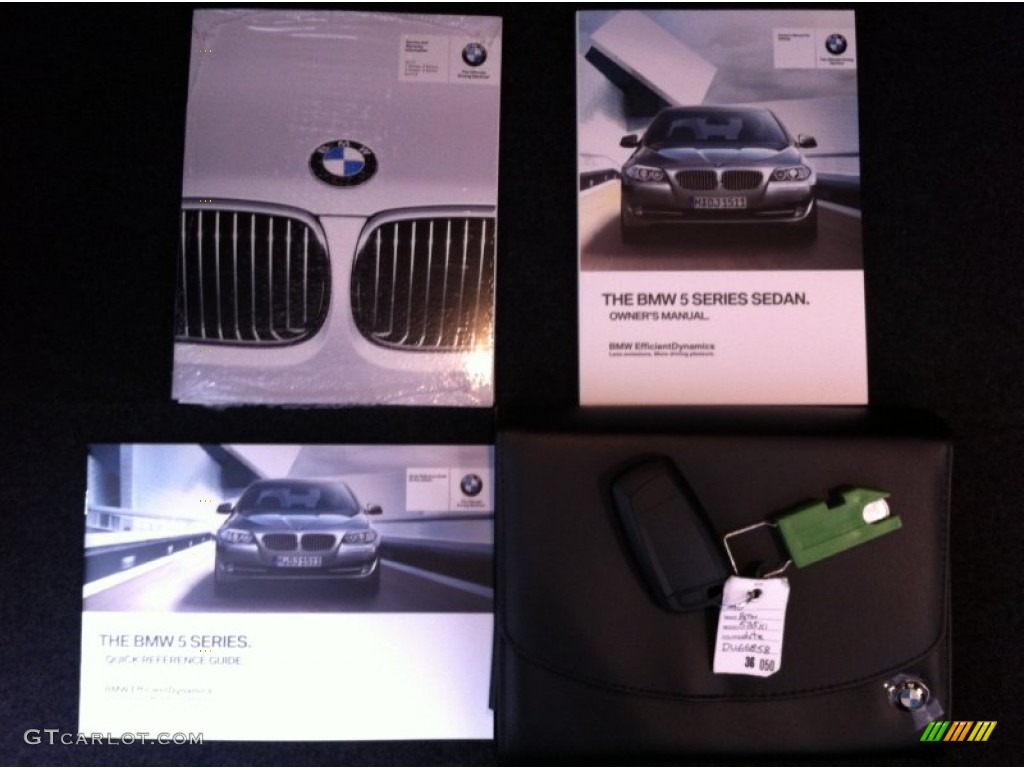 2013 BMW 5 Series 535i xDrive Sedan Books/Manuals Photo #71096254