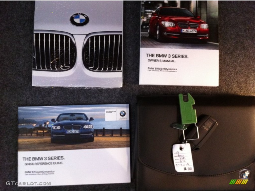 2013 BMW 3 Series 328i Convertible Books/Manuals Photo #71096403