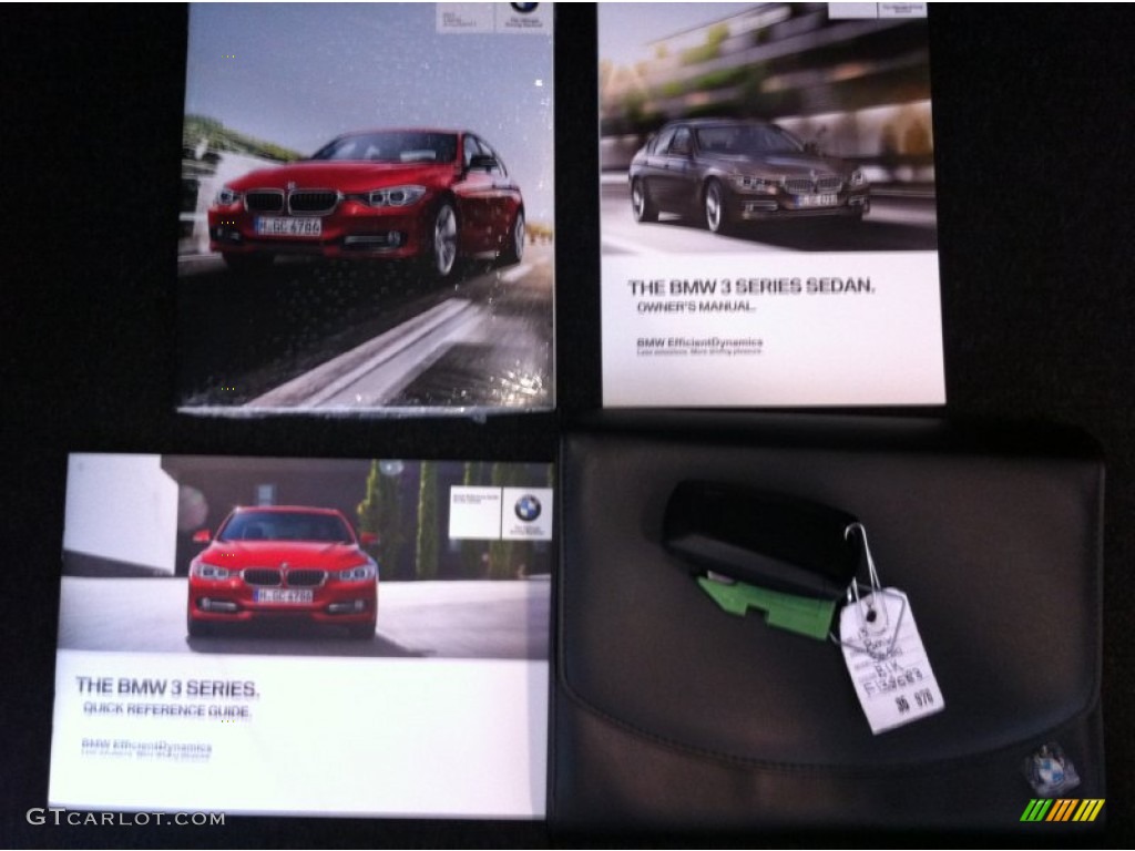 2013 BMW 3 Series 328i xDrive Sedan Books/Manuals Photo #71096887