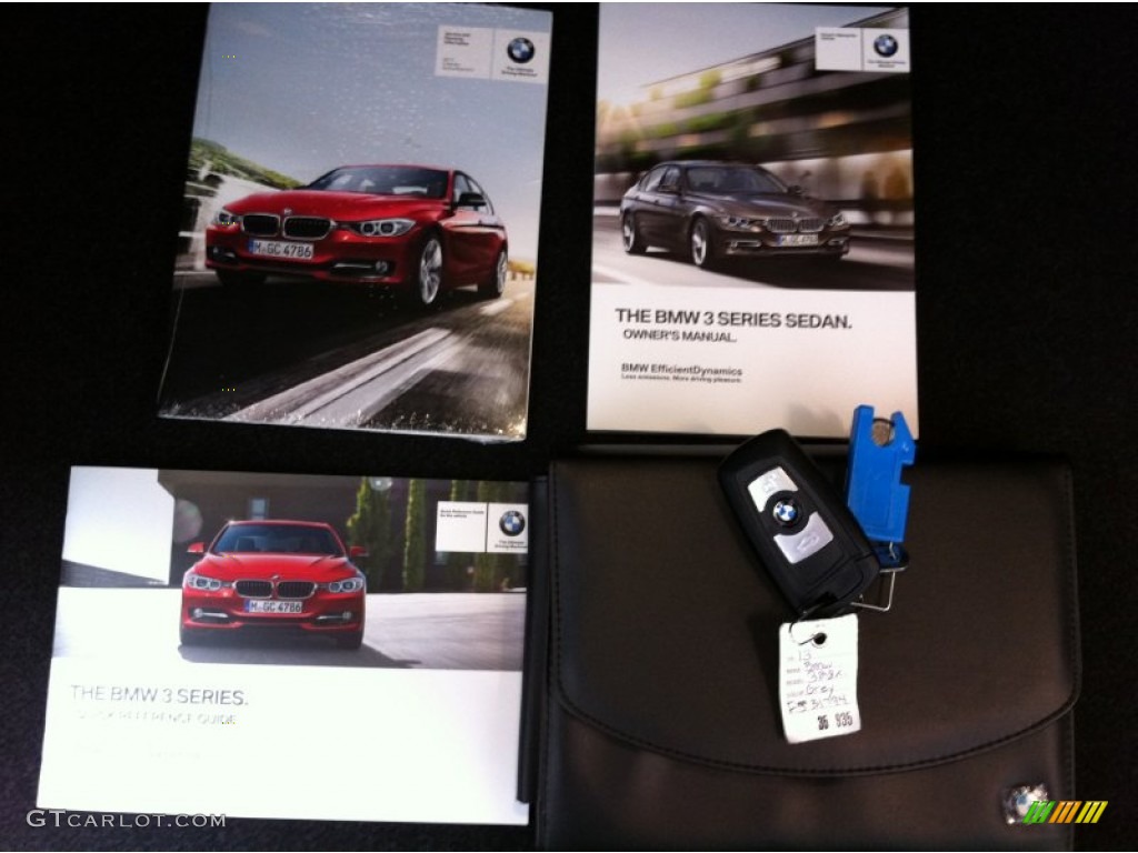 2013 BMW 3 Series 328i xDrive Sedan Books/Manuals Photo #71097040