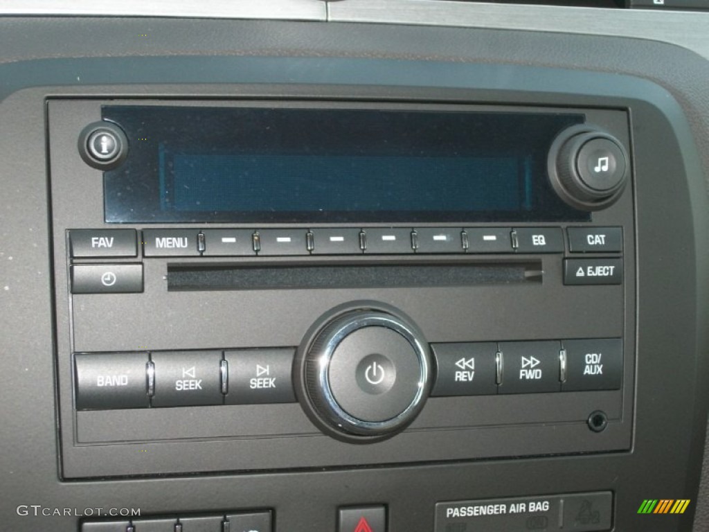 2008 Buick Enclave CXL Audio System Photo #71099278