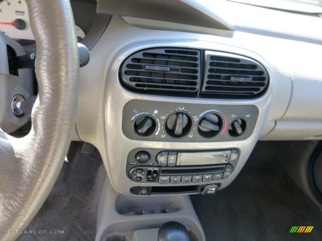 2002 Dodge Neon ES Controls Photo #71099968