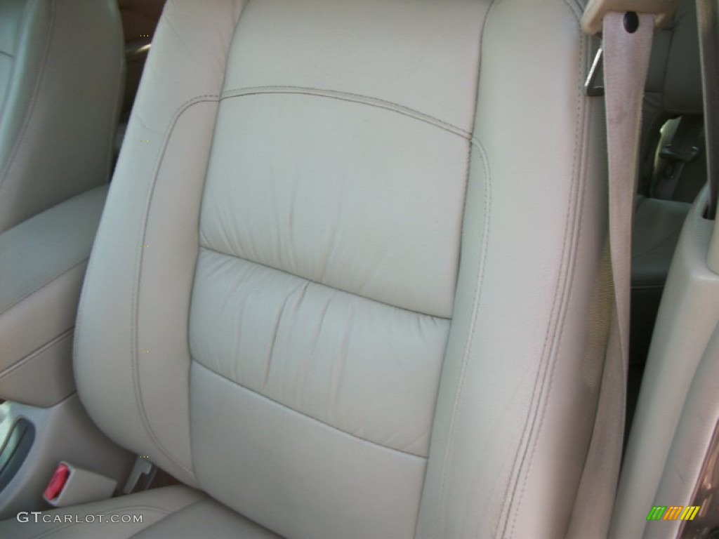 2001 QX4  - Bronze Metallic / Stone Beige photo #10