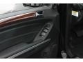 Black - GL 450 4Matic Photo No. 16