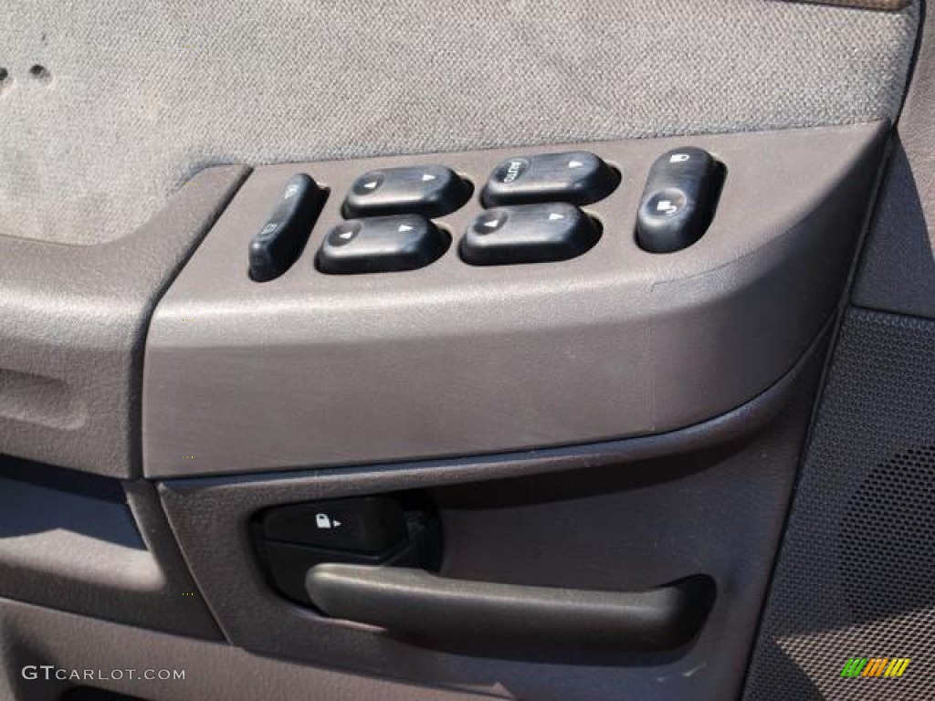 2004 Explorer XLT 4x4 - Redfire Metallic / Graphite photo #15