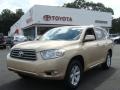 2010 Sandy Beach Metallic Toyota Highlander SE 4WD  photo #1