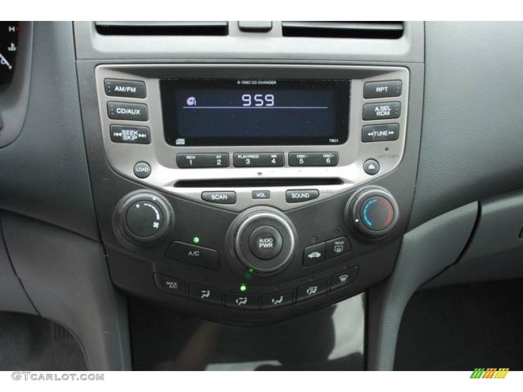 2006 Accord SE Sedan - Royal Blue Pearl / Gray photo #19