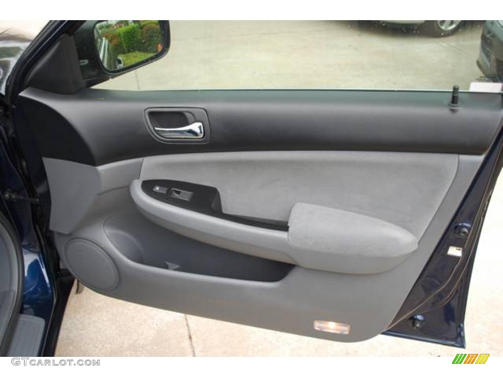 2006 Accord SE Sedan - Royal Blue Pearl / Gray photo #21