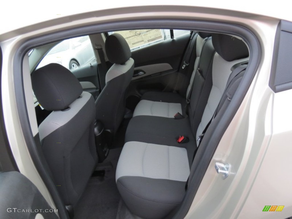 2013 Chevrolet Cruze LS Rear Seat Photo #71110071