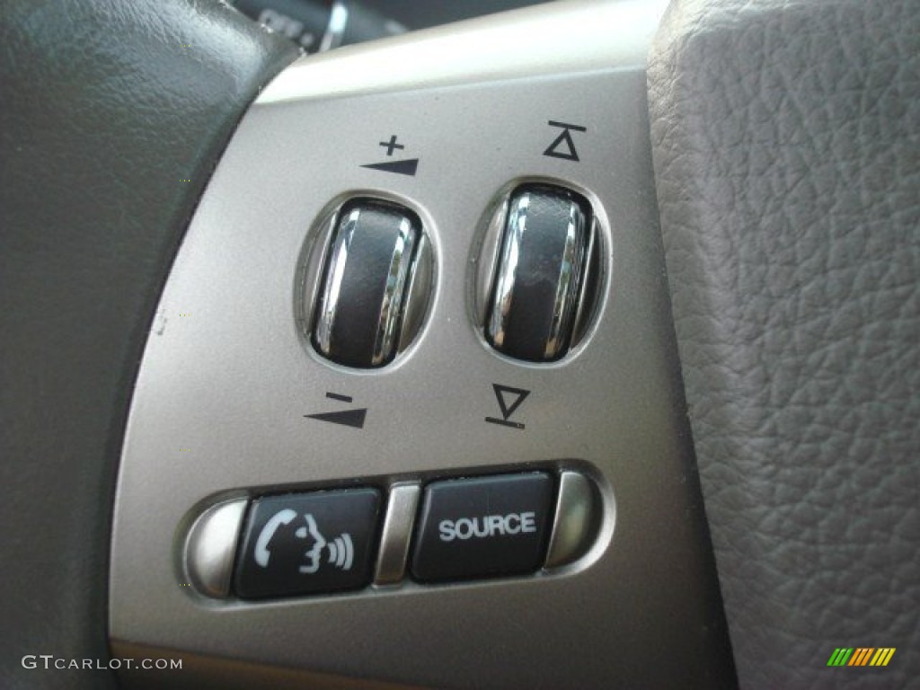 2009 Jaguar XF Premium Luxury Controls Photo #71111408